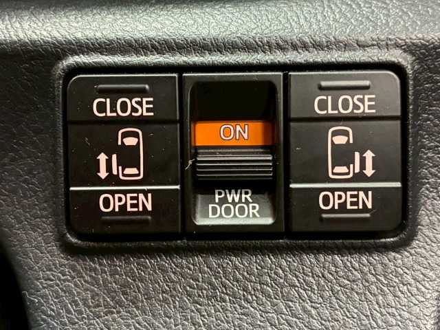 トヨタ&nbsp;シエンタハイブリッドの画像5