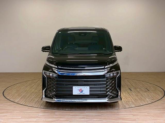 トヨタ&nbsp;ヴォクシーハイブリッドの画像13