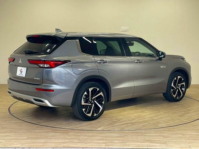 三菱&nbsp;アウトランダーPHEVの画像16