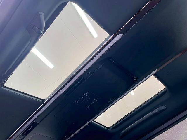 トヨタ ヴェルファイアハイブリッドの画像6