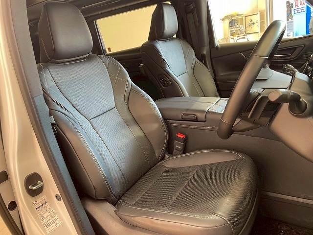 トヨタ ヴェルファイアハイブリッドの画像10