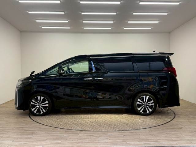 トヨタ&nbsp;アルファードの画像16