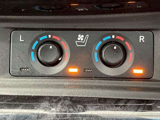 トヨタ&nbsp;アルファードの画像8