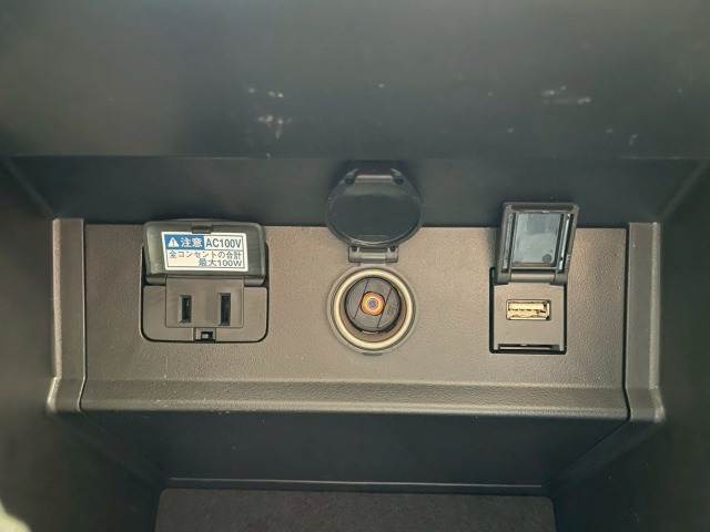 トヨタ&nbsp;アルファードの画像9