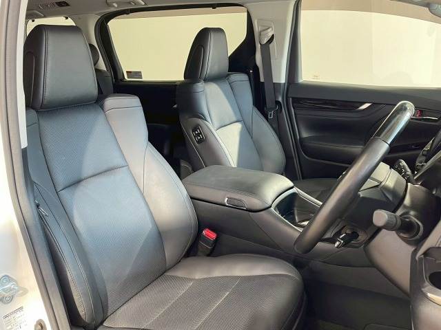 トヨタ&nbsp;アルファードの画像10