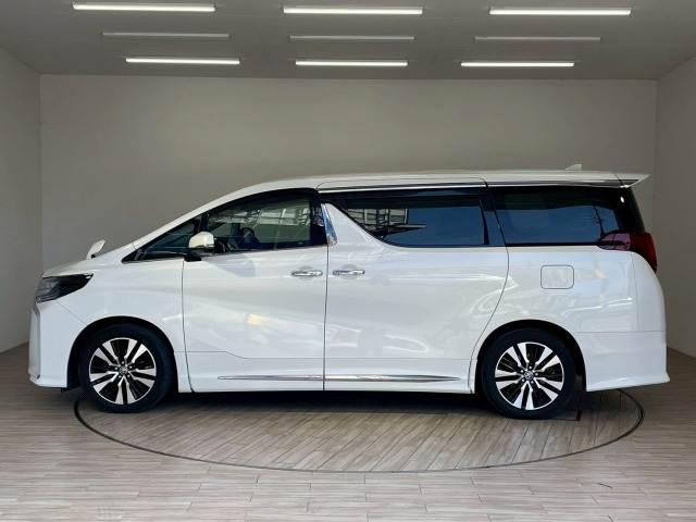 トヨタ&nbsp;アルファードの画像16