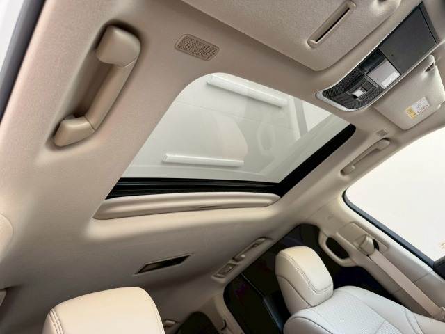 トヨタ&nbsp;ランドクルーザー300系の画像6