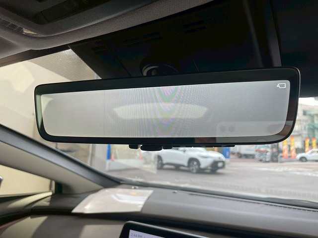 プリウスZ 内装他