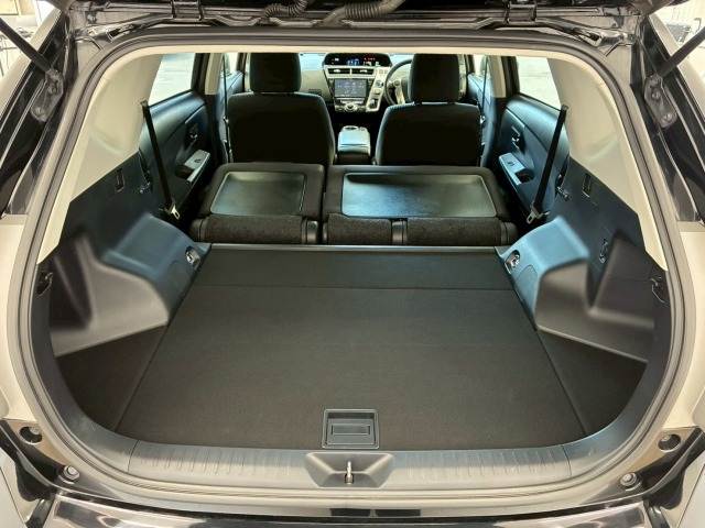 トヨタ&nbsp;プリウスαの画像12