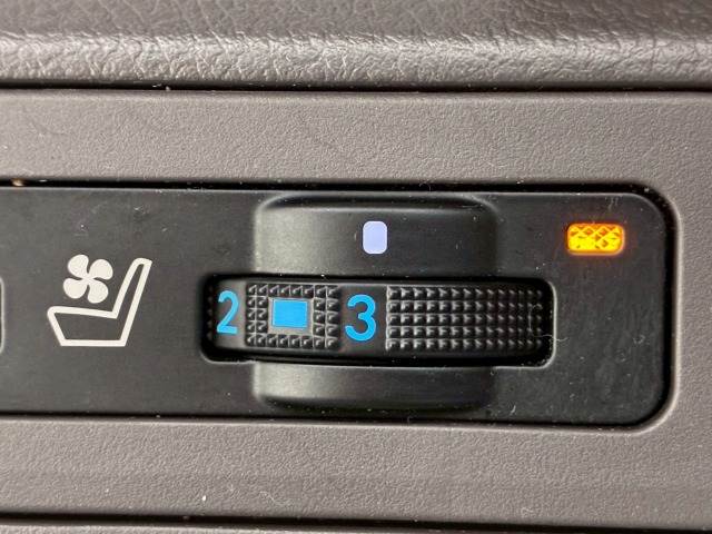 トヨタ ランドクルーザープラドの画像9