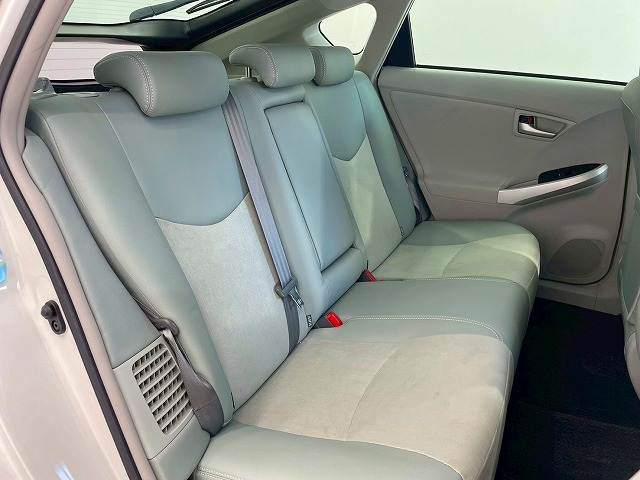 トヨタ プリウスの画像12