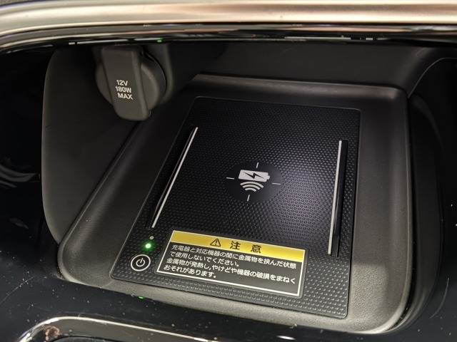 ホンダ ヴェゼルハイブリッドの画像8