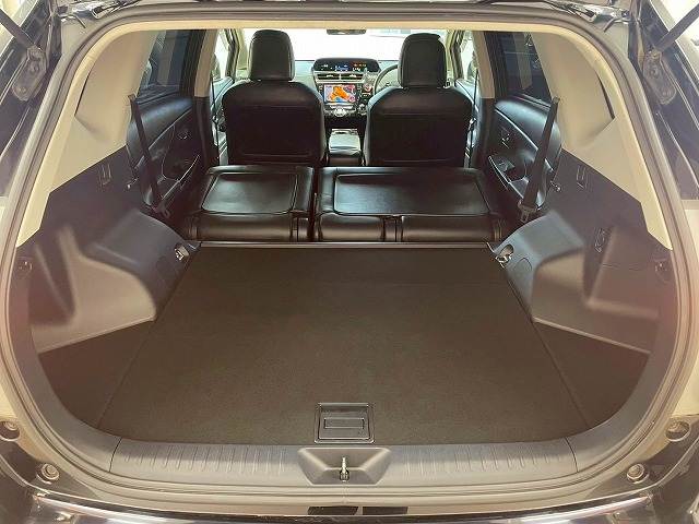 トヨタ&nbsp;プリウスαの画像13