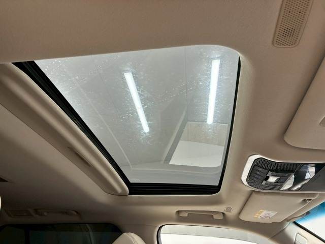 トヨタ&nbsp;ランドクルーザー300系の画像6