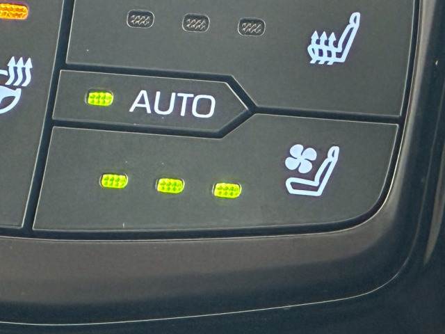 トヨタ&nbsp;ランドクルーザー300系の画像8