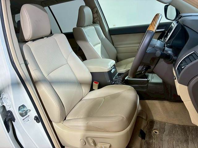 トヨタ&nbsp;ランドクルーザープラドの画像10