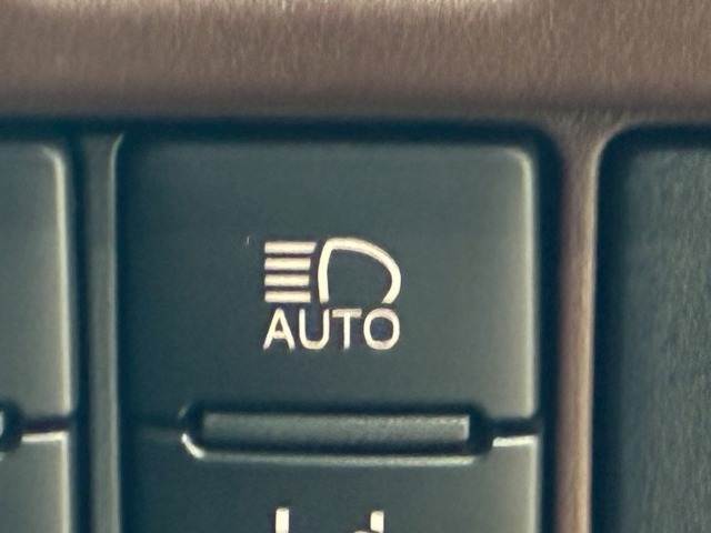 トヨタ&nbsp;エスクァイアハイブリッドの画像7