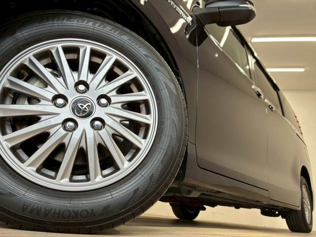 トヨタ&nbsp;エスクァイアハイブリッドの画像19