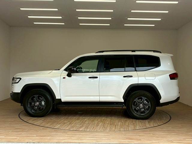 トヨタ&nbsp;ランドクルーザー300系の画像16