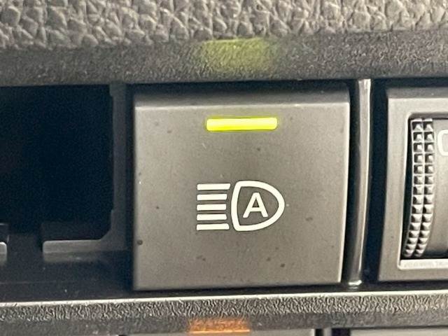 トヨタ&nbsp;ヴォクシーハイブリッドの画像9