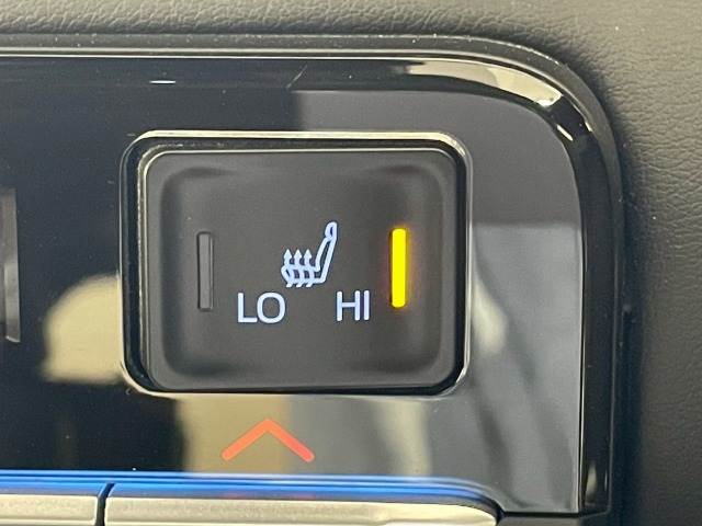 トヨタ&nbsp;ヴォクシーハイブリッドの画像10