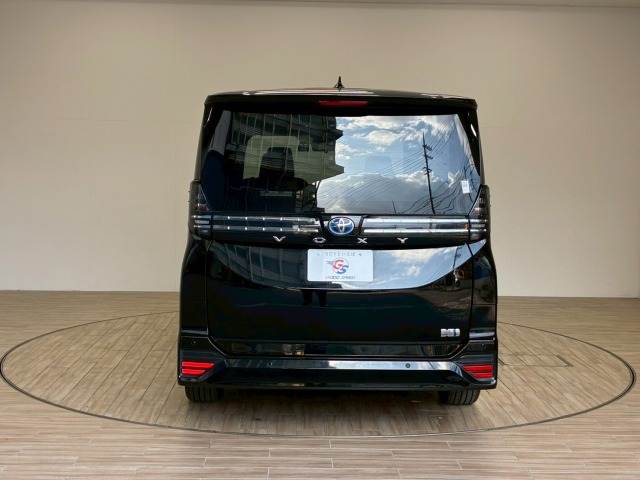 トヨタ&nbsp;ヴォクシーハイブリッドの画像15