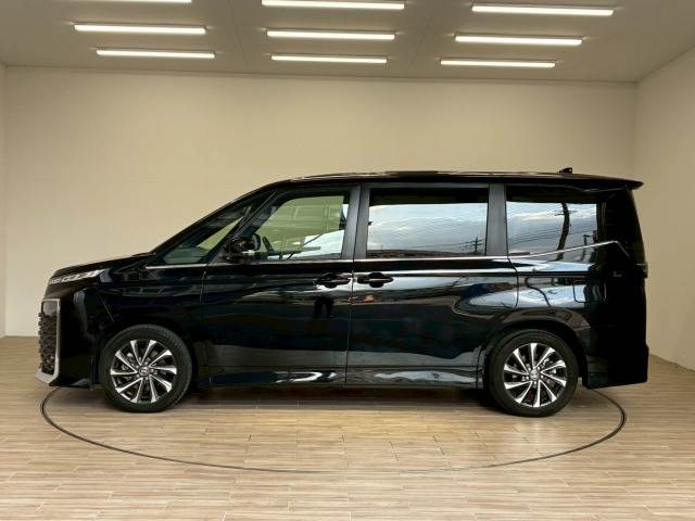 トヨタ&nbsp;ヴォクシーハイブリッドの画像16