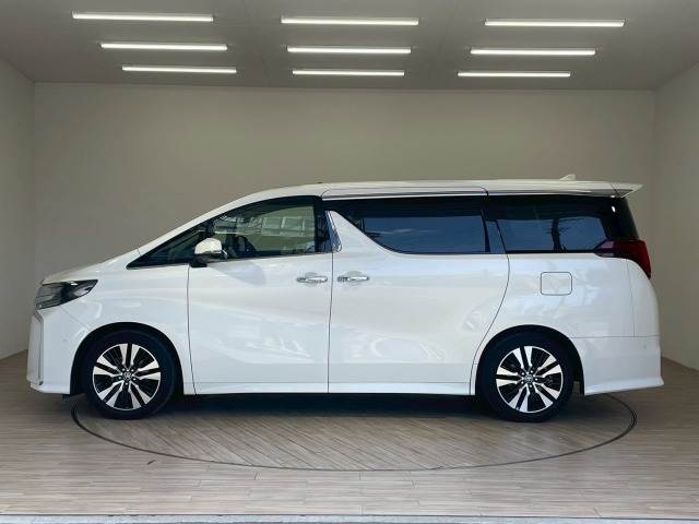 トヨタ&nbsp;アルファードの画像16