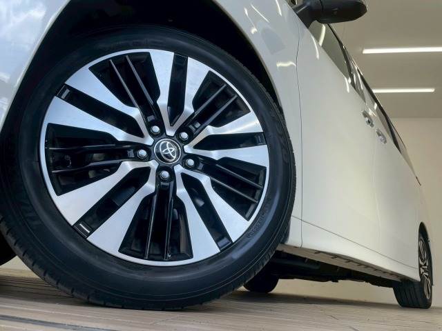 トヨタ&nbsp;アルファードの画像19