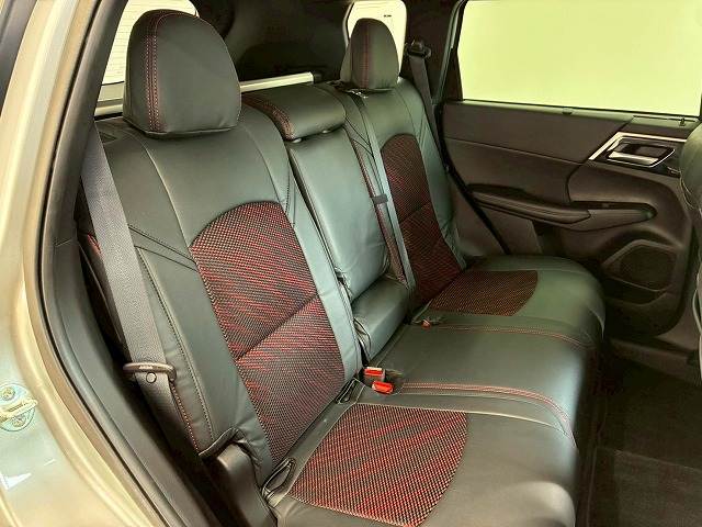 三菱&nbsp;アウトランダーPHEVの画像11