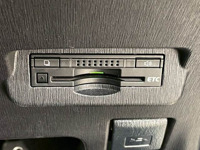 トヨタ&nbsp;プリウスαの画像8