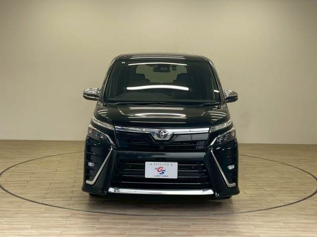 トヨタ ヴォクシーの画像14