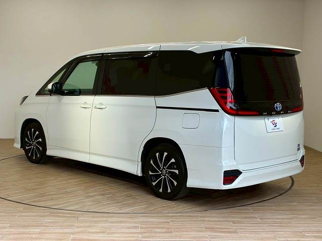 トヨタ&nbsp;ノアハイブリッドの画像17