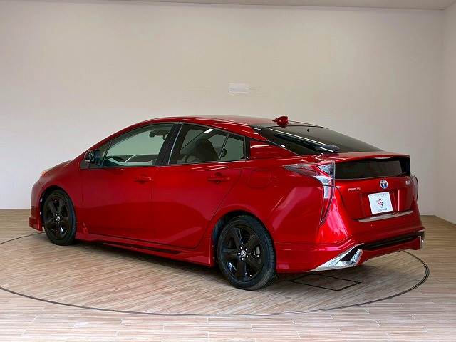 トヨタ プリウスの画像17