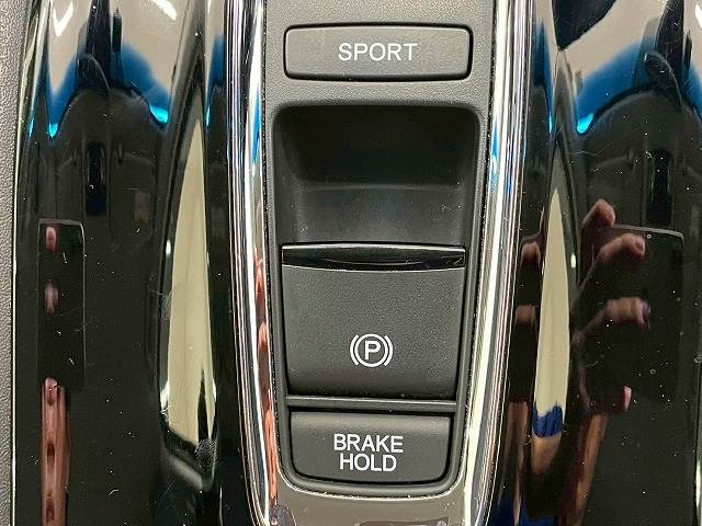 ホンダ&nbsp;ヴェゼルハイブリッドの画像9