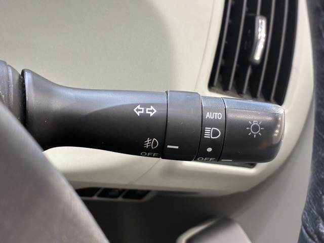 トヨタ プリウスαの画像6