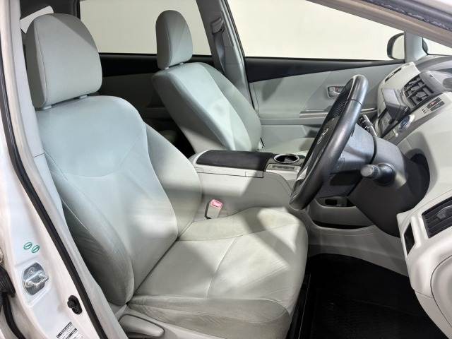 トヨタ プリウスαの画像9