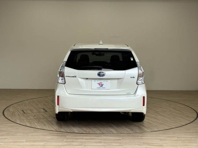 トヨタ プリウスαの画像13