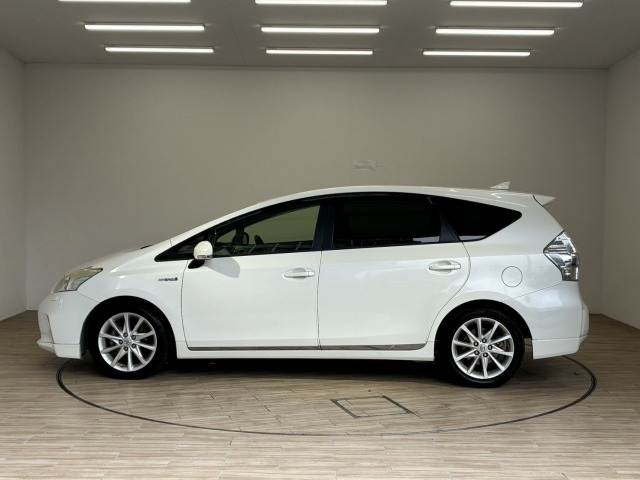 トヨタ プリウスαの画像14