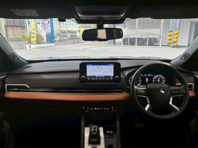 三菱&nbsp;アウトランダーPHEVの画像3