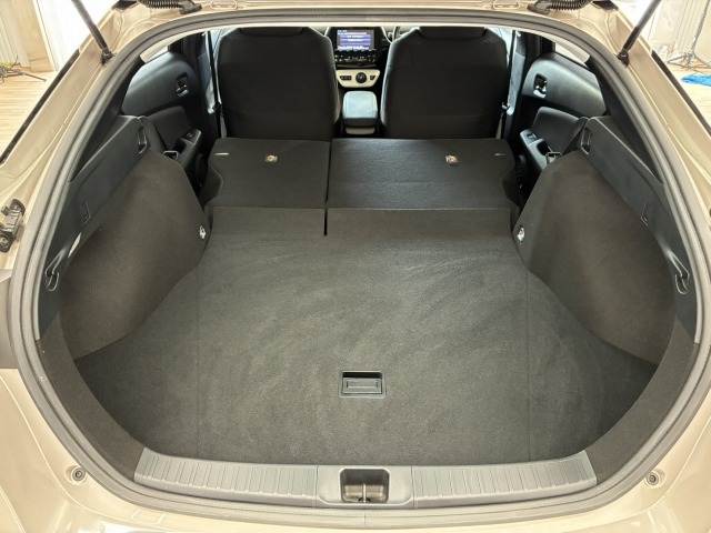 トヨタ プリウスの画像13