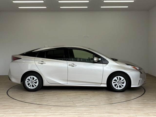 トヨタ プリウスの画像17