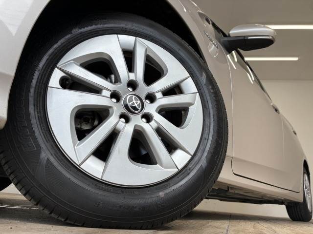 トヨタ プリウスの画像19