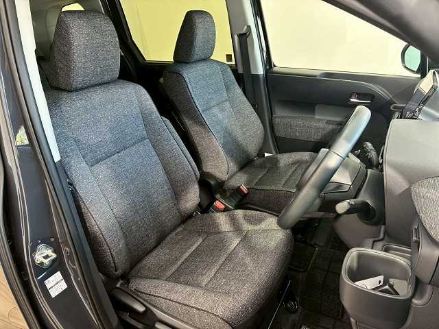 トヨタ&nbsp;シエンタハイブリッドの画像11