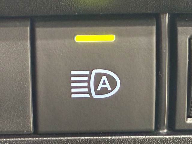 トヨタ&nbsp;ヴォクシーハイブリッドの画像7