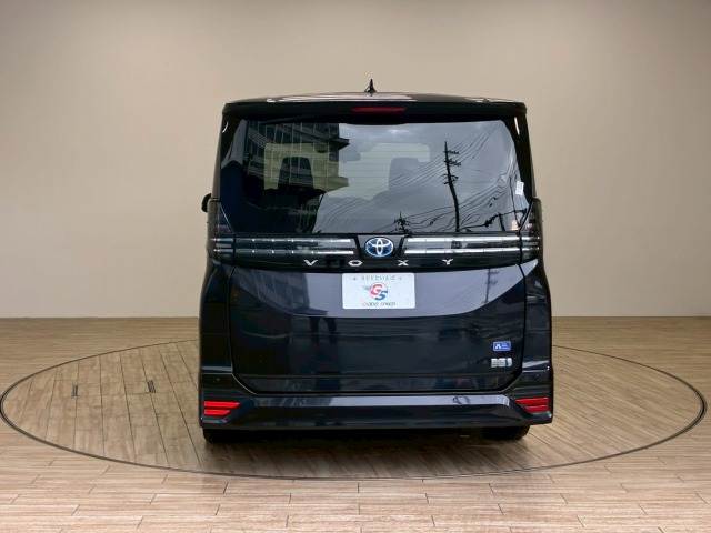 トヨタ&nbsp;ヴォクシーハイブリッドの画像15