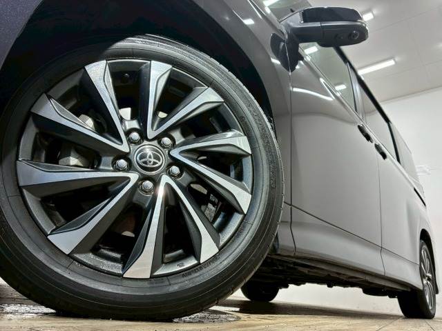 トヨタ&nbsp;ヴォクシーハイブリッドの画像19