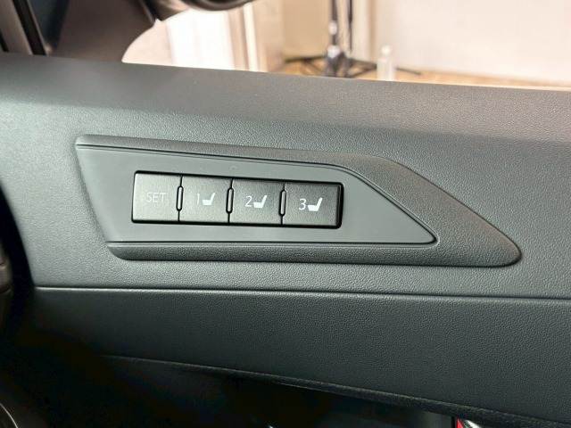 トヨタ&nbsp;アルファードの画像9