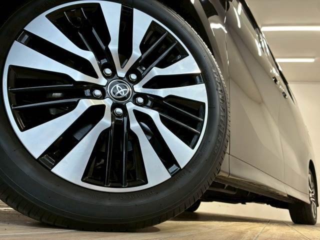 トヨタ&nbsp;アルファードの画像19