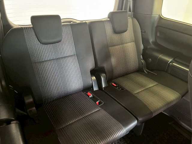 トヨタ&nbsp;ヴォクシーの画像12